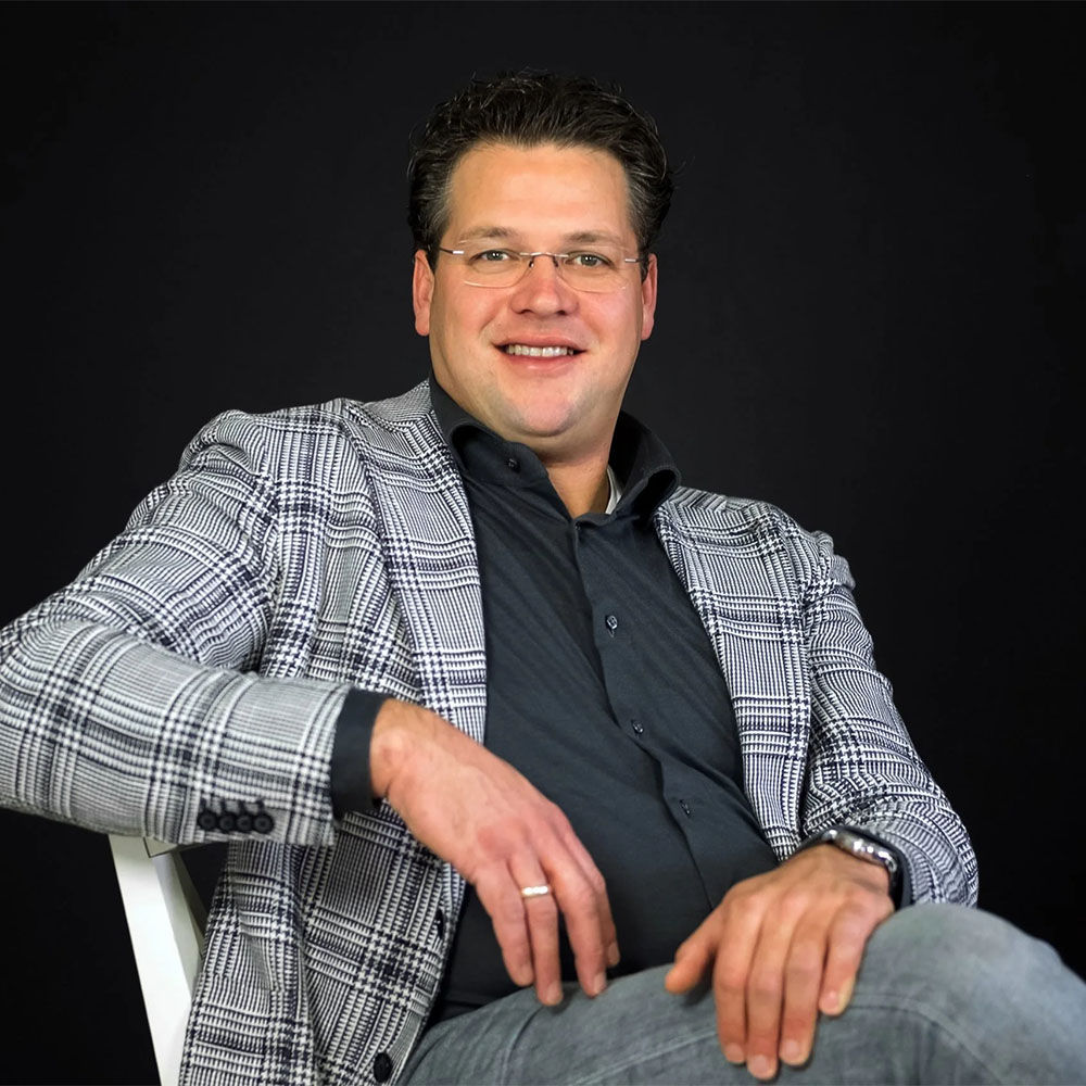 Dhr. J. den Heijer